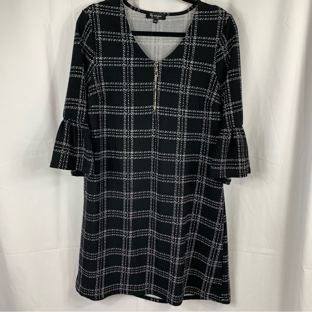 Lily Morgan Shift Dress Large Black Striped 3/4 Bell Sleeve Zipper Front Poly
